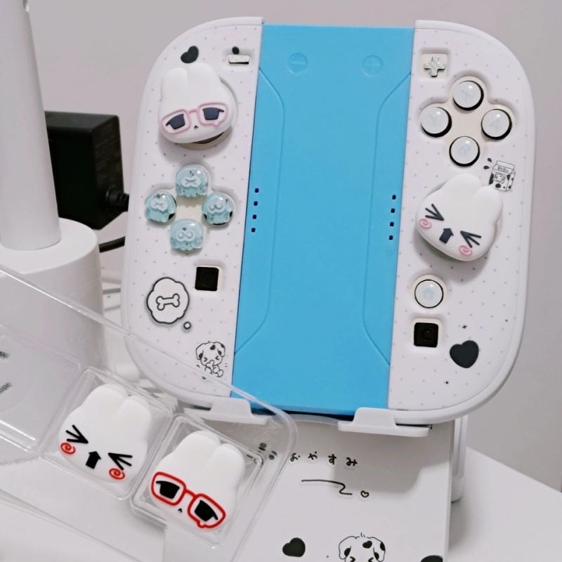 Gaming Accessories In China - Cute Cartoon Retro Glasses Bunny Silicone