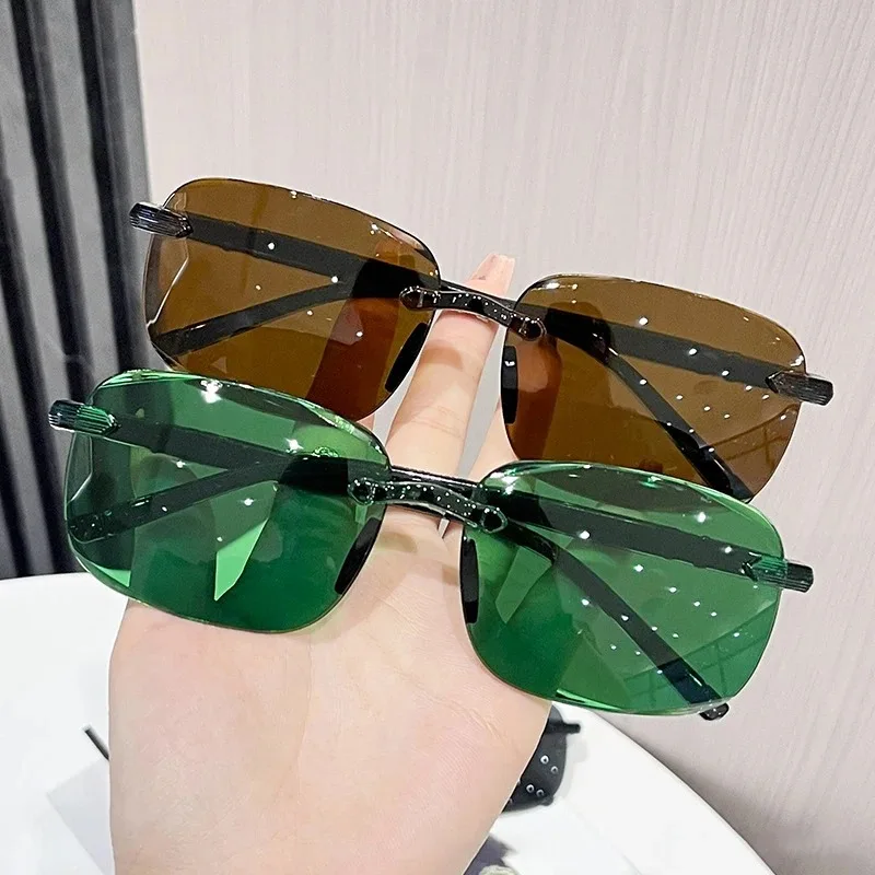 Gaming Accessories Rack - Rimless Stylish Trendy Sunglasses Minimalist Daily